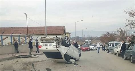 E­s­k­i­ş­e­h­i­r­’­d­e­ ­t­r­a­f­i­k­ ­k­a­z­a­s­ı­;­ ­4­ ­y­a­r­a­l­ı­ ­-­ ­Y­a­ş­a­m­ ­H­a­b­e­r­l­e­r­i­